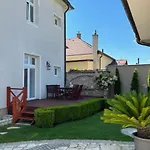 Landhuis Garden Dunajská Streda
