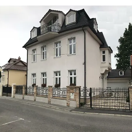 Garden Landhaus